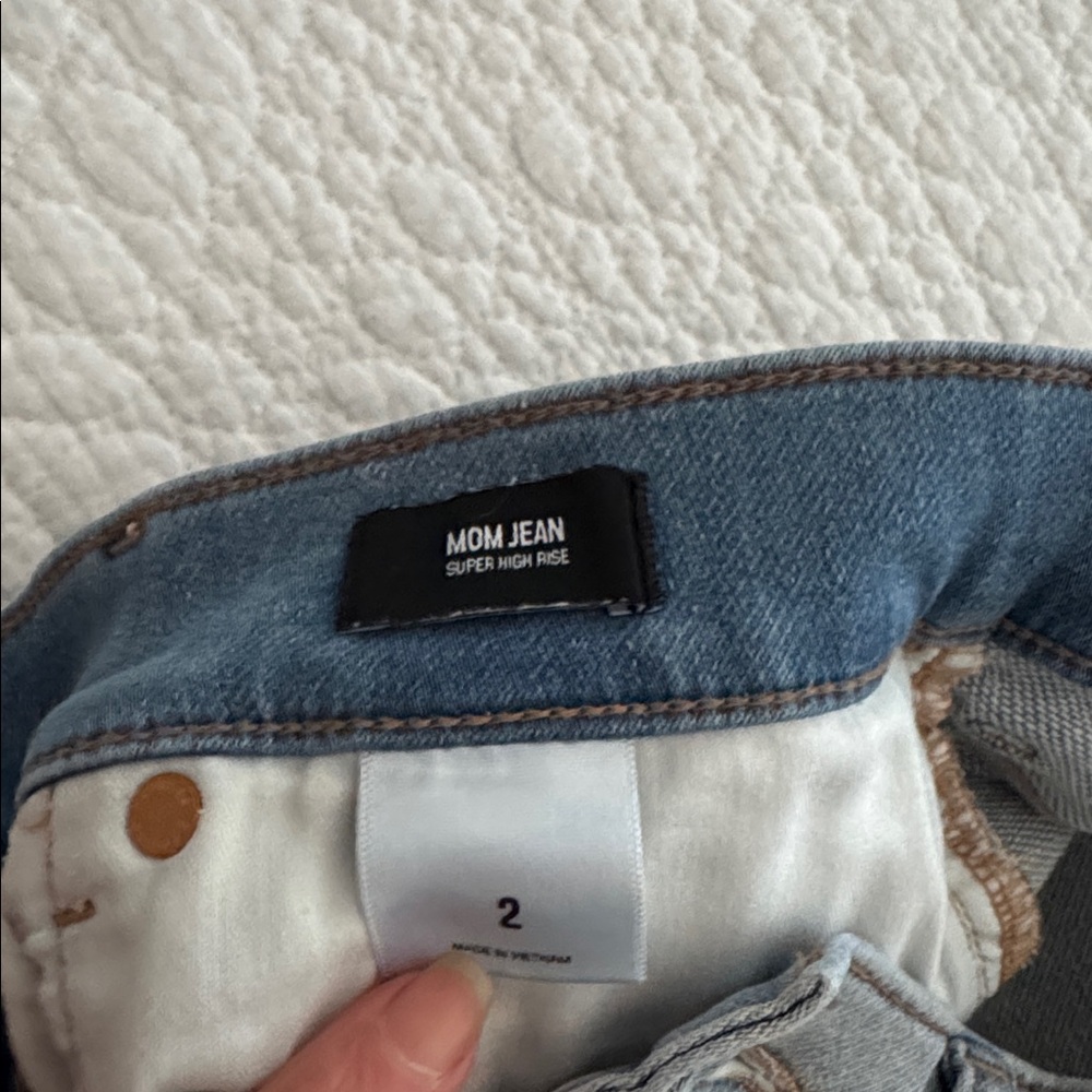 Express High Rise Light Blue Ripped Jeans - Picture 3 of 5